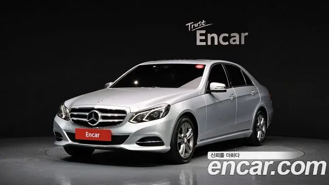 Mercedes-Benz E- W212 E220 CDI