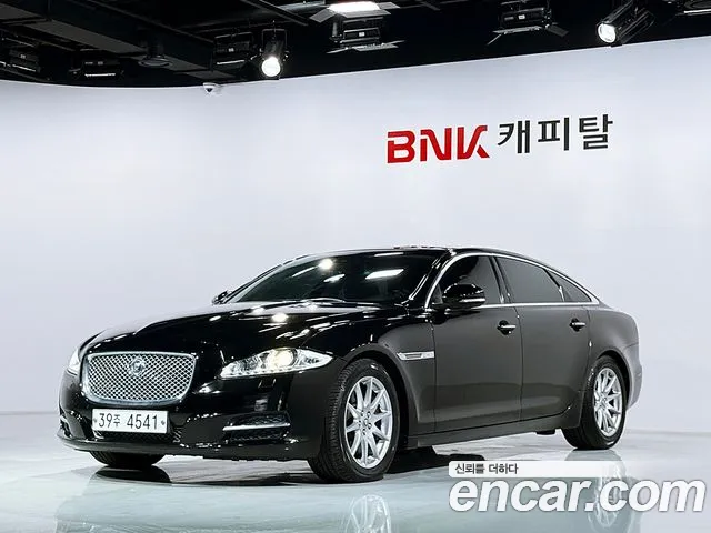 Jaguar All New XJ 2.0 LWB X351