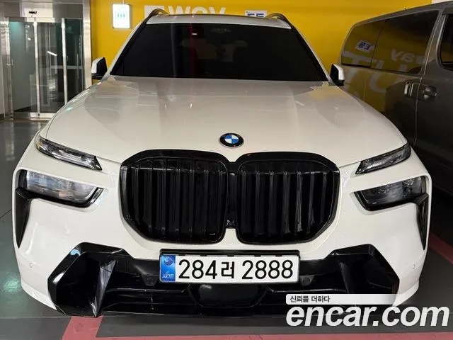 BMW X7 (G07) xDrive 40i M 6
