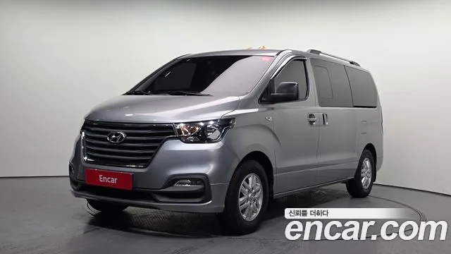 Hyundai The New Grand Starex