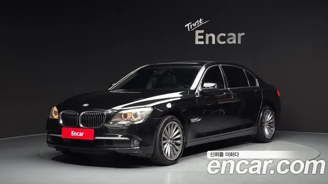 BMW 7 (F01) 750Li