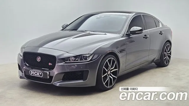 Jaguar XE 20d Prestige