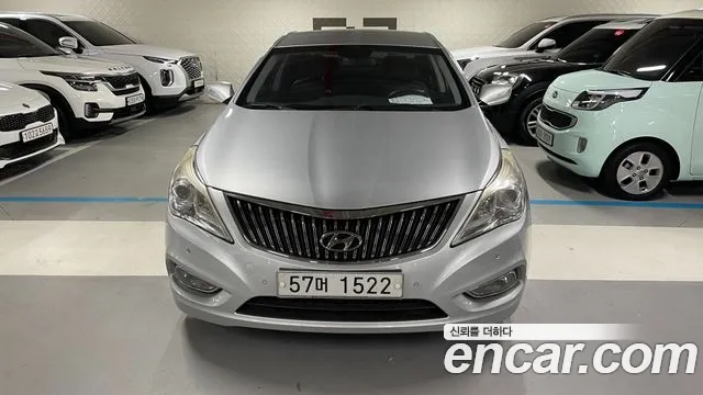 Hyundai Grandeur HG HG240