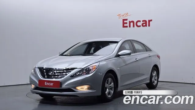 Hyundai YF Sonata LPI