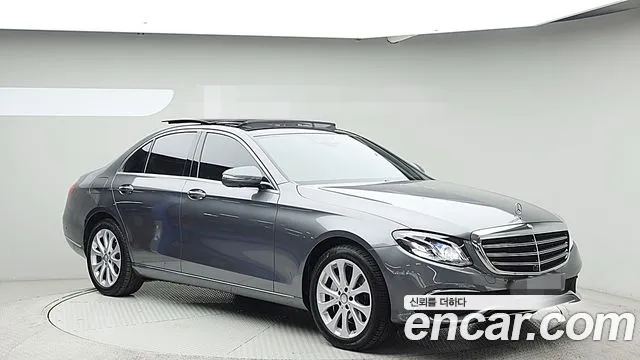 Mercedes-Benz E- W213 E300 Exclusive