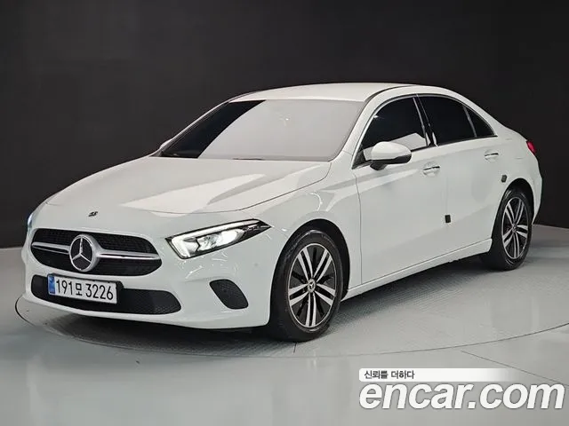 Mercedes-Benz A- W177 A220