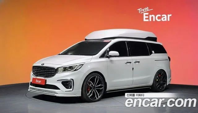 Kia The New Carnival Gasoline 9