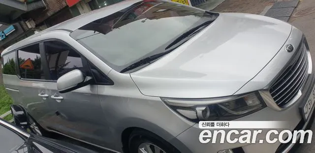 Kia All New Carnival 11