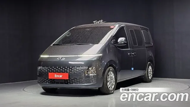 Hyundai Staria 5