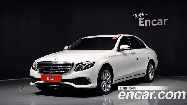 Mercedes-Benz E- W213 E300 4MATIC Exclusive