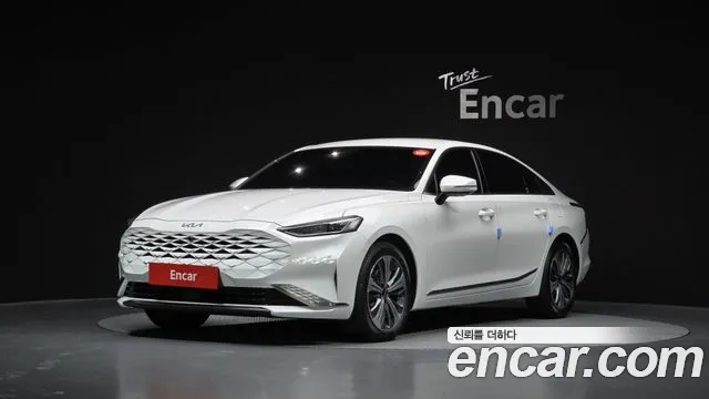Kia K8 Hybrid Signature