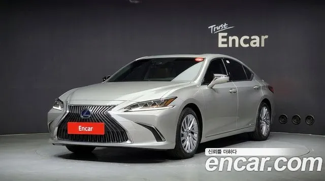 Lexus ES300h 7