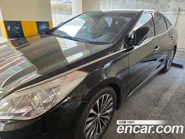Hyundai Grandeur HG HG240