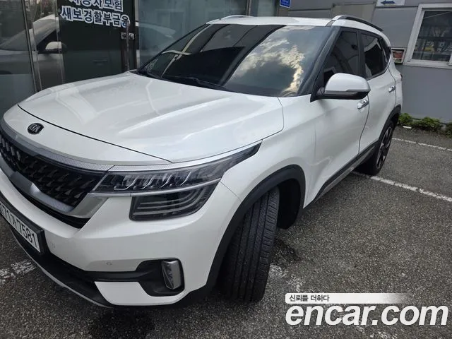 Kia Seltos Gasoline 1.6 Turbo 4WD Signature