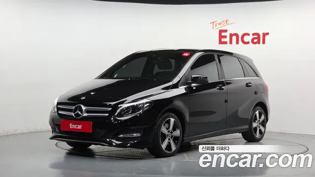 Mercedes-Benz B- W246 B220