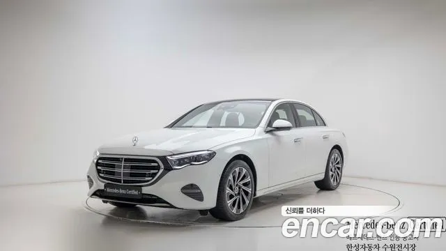 Mercedes-Benz E- W214 E300 4MATIC Exclusive