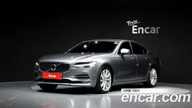 Volvo S90 D4