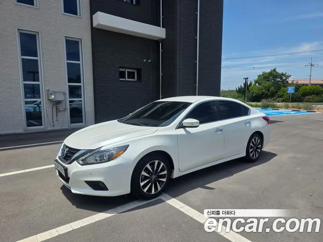 Nissan 2.5 L33