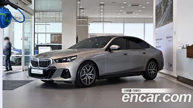 BMW 5 (G60) 520i M