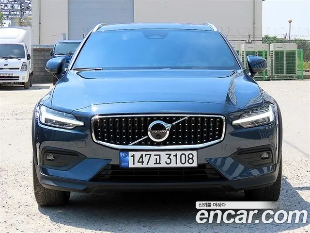 Volvo V60 2 B5 AWD