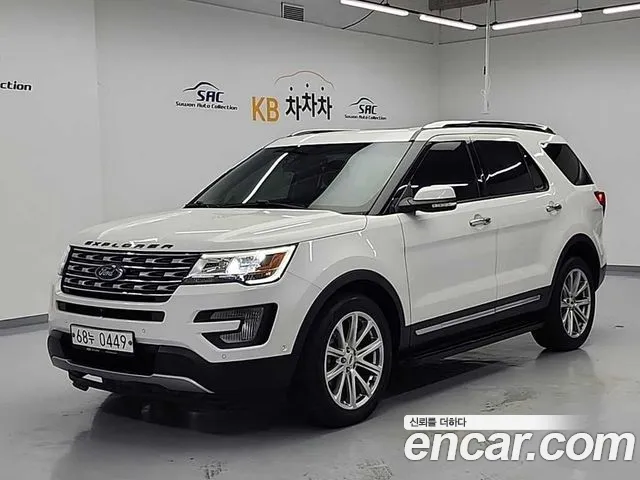 Ford Explorer 2.3 Limited 4WD 5