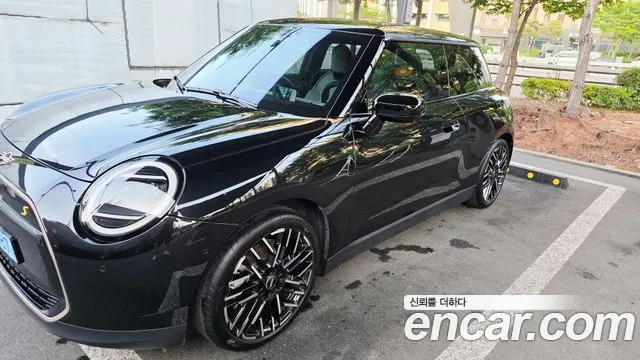 MINI Cooper 4 SE