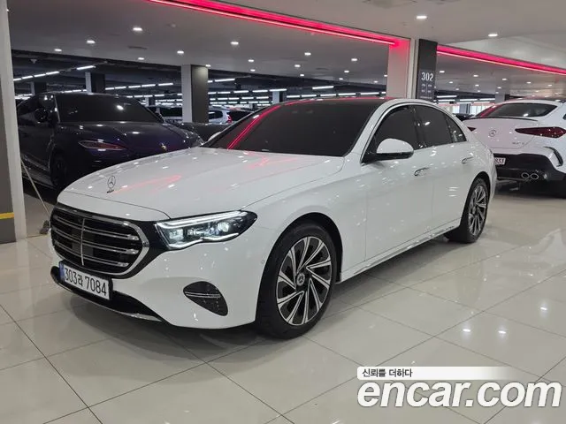 Mercedes-Benz E- W214 E300 4MATIC Exclusive