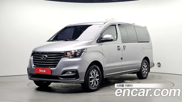 Hyundai The New Grand Starex 4WD 9 Premium