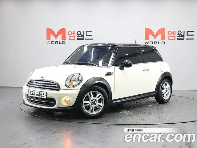 MINI Cooper D Base 2