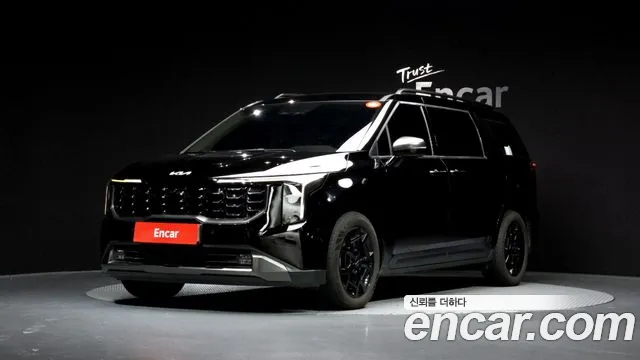 Kia The New Carnival 4 9