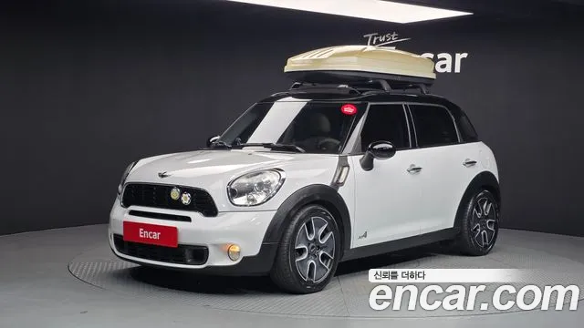 MINI Cooper SD Countryman Base 1