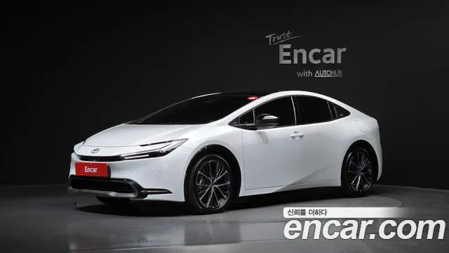 Toyota Prius 5 2.0 XLE