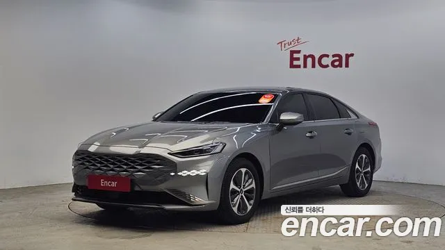 Kia K8 Hybrid Noblesse