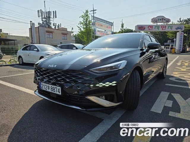 Kia K8 Hybrid Noblesse