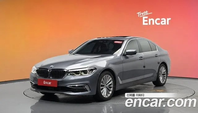 BMW 5 (G30) 530i