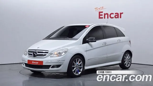 Mercedes-Benz B- W245 B200