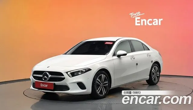 Mercedes-Benz A- W177 A220