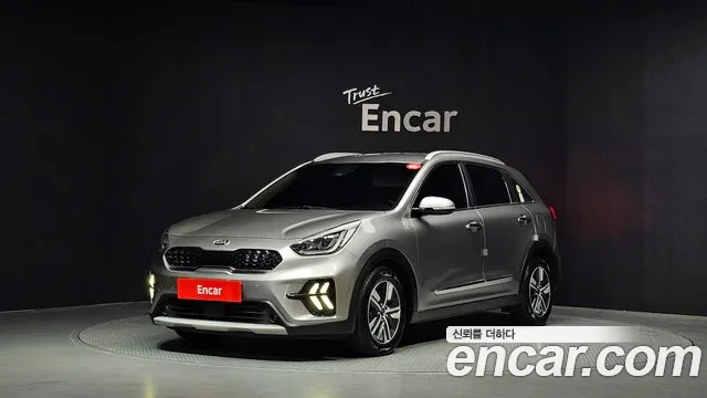 Kia The New Niro 1.6 HEV Noblesse