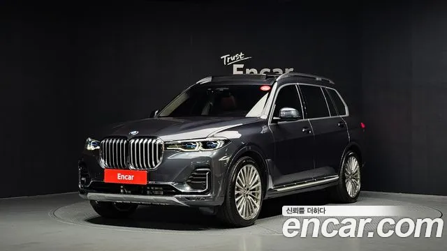 BMW X7 (G07) xDrive 40i 6