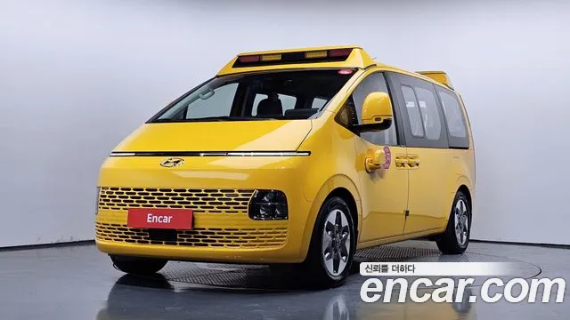 Hyundai Staria L3.5 15