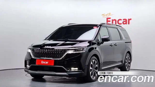 Kia Carnival 4 Gasoline 7 Noblesse