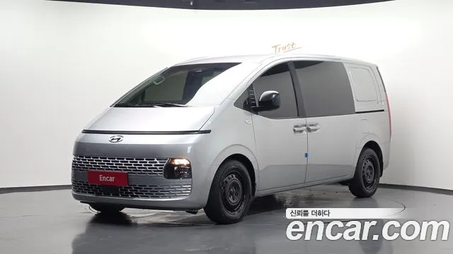 Hyundai Staria 5