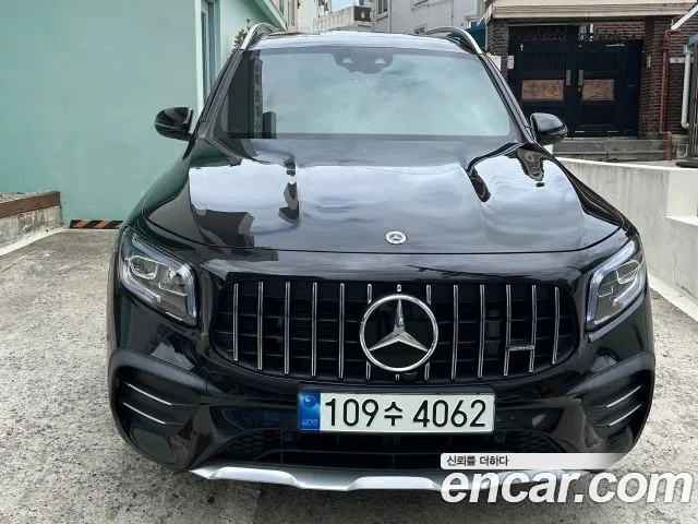 Mercedes-Benz GLB- X247 AMG GLB35 4MATIC