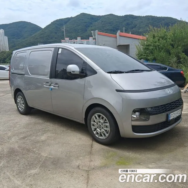 Hyundai The New Staria L3.5 3