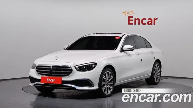 Mercedes-Benz E- W213 E350 4MATIC Exclusive