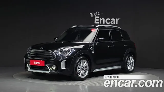MINI Cooper Countryman 2
