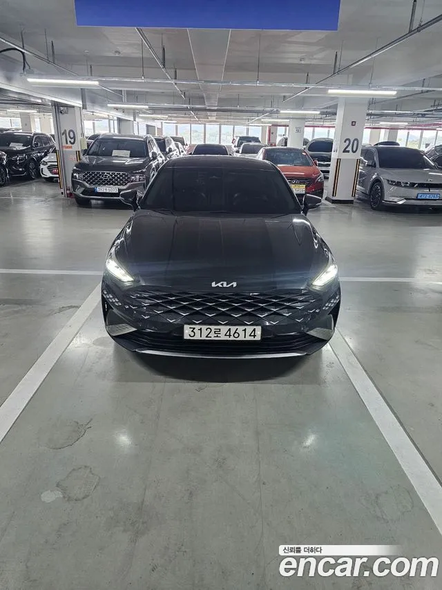 Kia K8 3.5 LPG 2WD Prestige