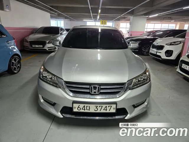 Honda Accord 2.4 9