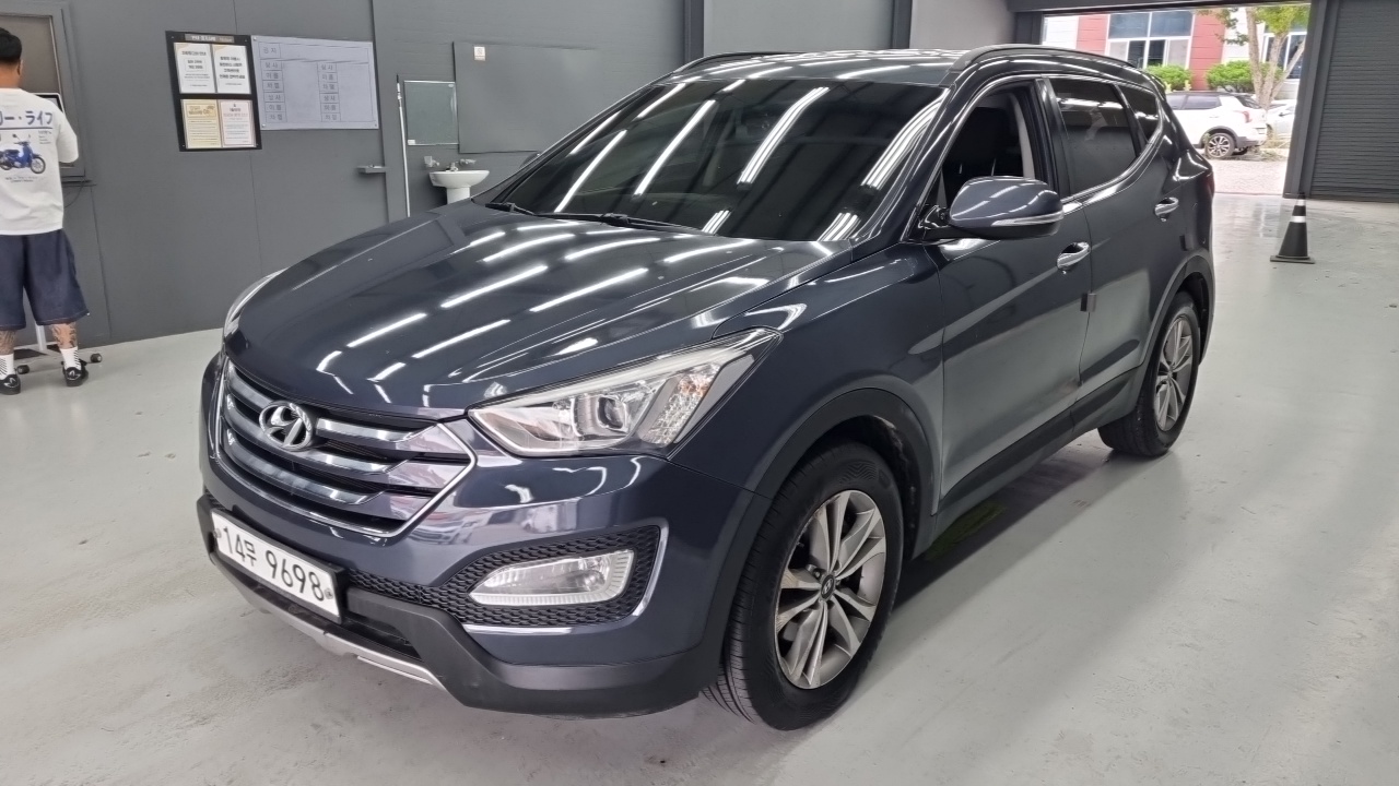 Hyundai Santa Fe DM Diesel(e-VGT) 2.0 2WD Premium