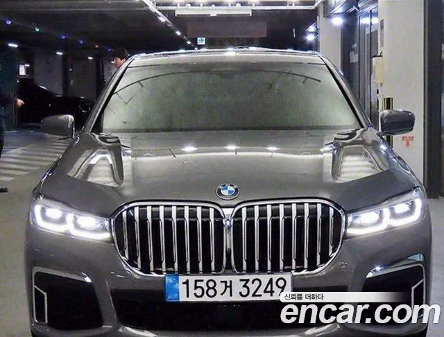 BMW 7 (G11) 740i M